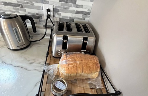 Twillingate Apartment | Bydabay suite