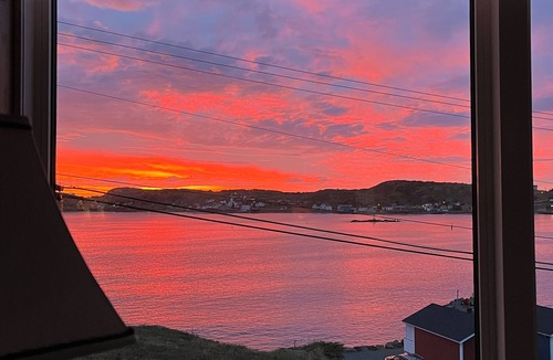 Twillingate Apartment | Bydabay suite