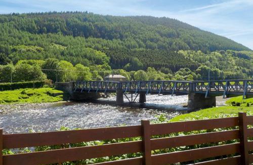 Walkerburn House | Bydand