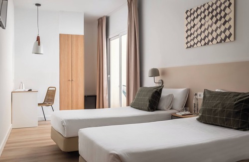 Eixample Hotel | BYPILLOW Erba