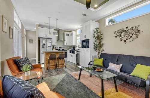 Owens Cross Roads House | Byrd 6 Cozy Byrd Nest