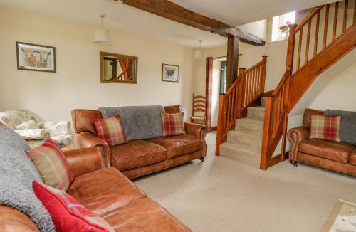 Llandrindod Wells House | Byrdir Cottage