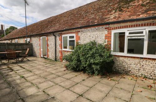 Pulborough House | Byre Cottage 3