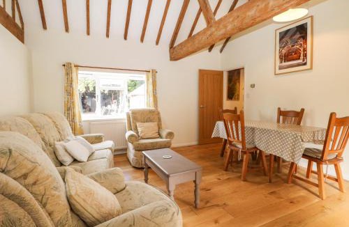 Pulborough House | Byre Cottage 3