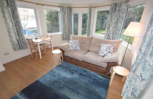 Lochgoilhead House | Byron Cottage overlooking Loch Goil