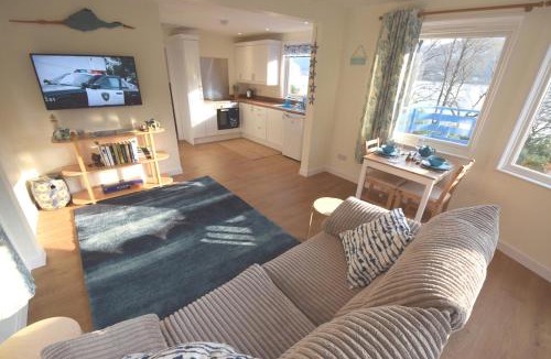 Lochgoilhead House | Byron Cottage overlooking Loch Goil