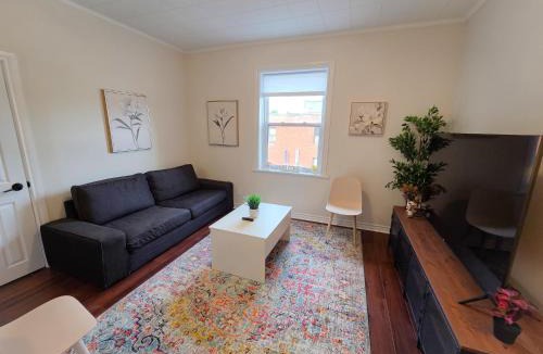 ByWard Market Apartment | Byward Market Downtown Guesthouse