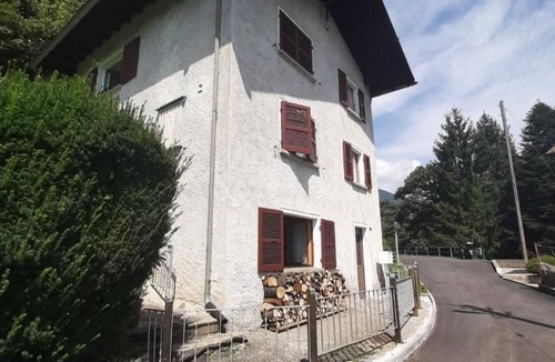 Negrentino House | 'Cà da Rör' mit Bergblick by Interhome