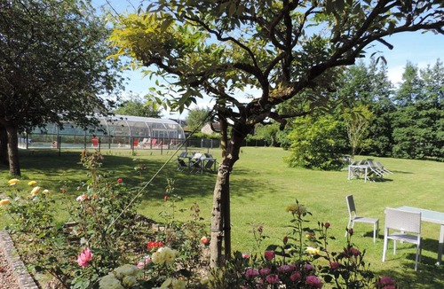 Saint-Branchs Bed & Breakfast | Cèdre et Charme