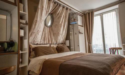 Quartier de la Porte-Saint-Denis House | Cédric Accueille - Homestay PARIS