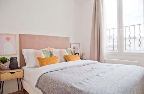 5th Arrondissement Apartment | Céleste - Luxury 3BR Suite Mouffetard Views
