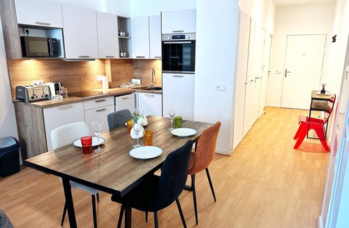 Porte-Dauphine Apartment | Céline 28