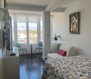 Ensanche Diputacion Apartment | Céntrico apartamento en el Riscal