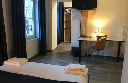 Charleville-Mezieres Hotel | César Hôtel