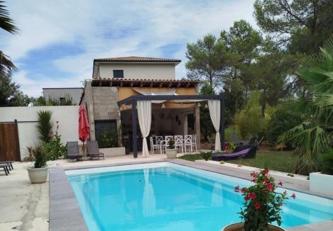 Massillargues-Attuech House | Céven' Ô Calme Gîte T2 avec jacuzzi privé, piscine et jardin
