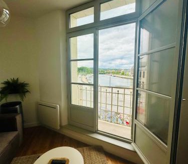 Soissons Apartment | Côté Aisne - vue imprenable