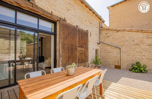 Chardonnay House | Côté Cour - CHARDONNAY - Gîte