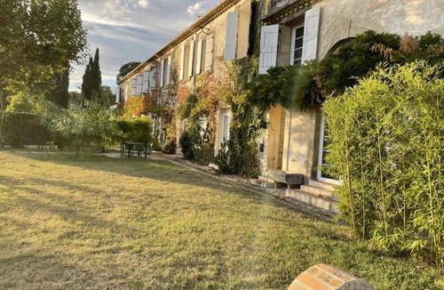 Maraussan House | Côté Cour - MARAUSSAN - Gîte