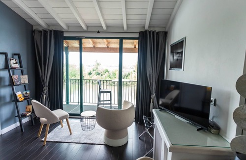 Tonneins Hotel | Côté Garonne-Le balcon des dames