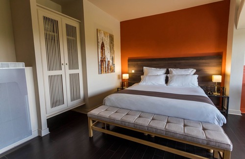 Tonneins Hotel | Côté Garonne-Le balcon des dames