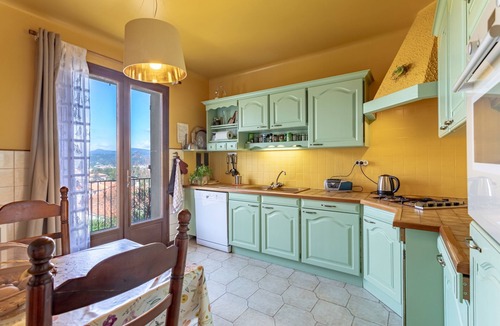 Ceret Apartment | Côté Jardin Apartment with View, Terrace & Garden, 2 Minutes from Céret Center