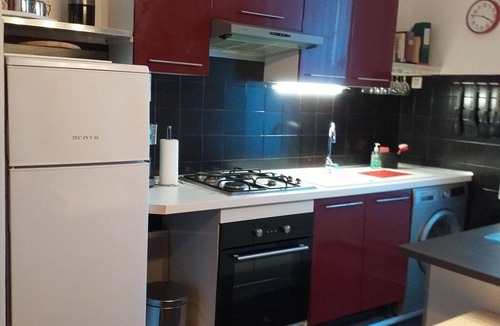 Decazeville Apartment | Côté jardin in Decazeville