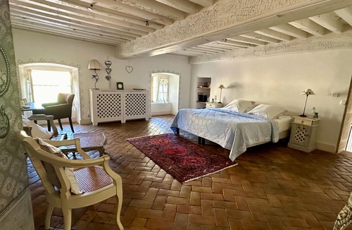 Givry House | Côté Park