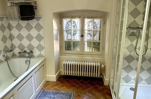 Givry House | Côté Park