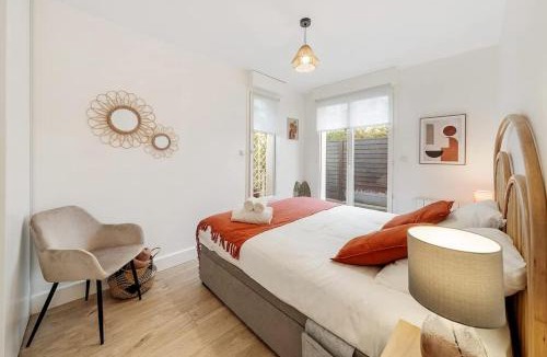 Arsenal-Redon Apartment | Côté Rivière, appartement T2, terrasse & parking