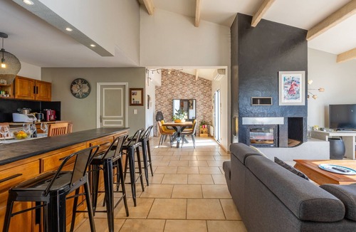 Corneilhan House | Côté Sud by Interhome