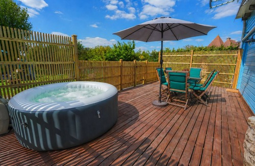 Airan House | Côte de Nacre Cottage – Private Jacuzzi & Country Charm in Normandy