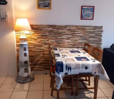 Honfleur Apartment | Côte fleurie -Le Cottage D'honfleur
