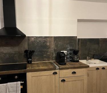 Roquemaure Apartment | Cœur de village calme Appartement cosy