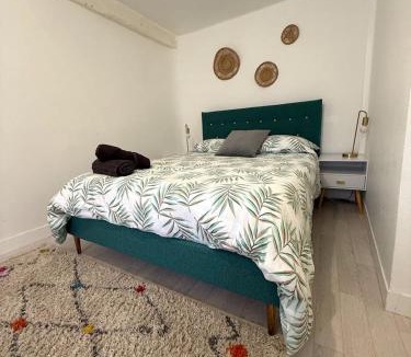 Conches-en-Ouche Apartment | Cœur de Ville - familial - Parking gratuit - WIFI