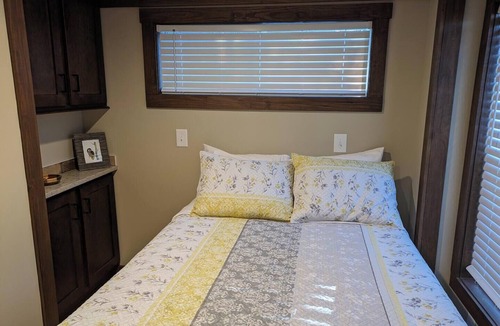 Sherrills Ford Cabin | C-59 Rustic Cabin on Lake Norman
