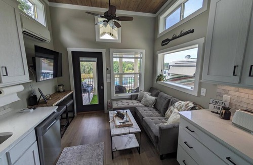 Sherrills Ford Cabin | C-75 Lake It Easy