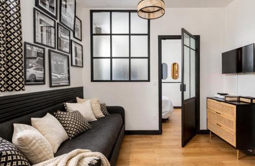 Epinettes Apartment | C Cozy Batignolles Apt, Metro Right at Your Doorstep