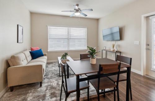 Willowbrook Apartment | C Creek 4306 I New Construction 1Bd Apt I Gated