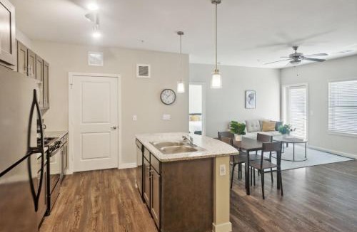 Willowbrook Apartment | C Creek 4316 I New Construction 2Bd Apt I Gated
