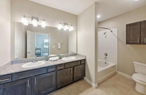 Willowbrook Apartment | C Creek 4316 I New Construction 2Bd Apt I Gated