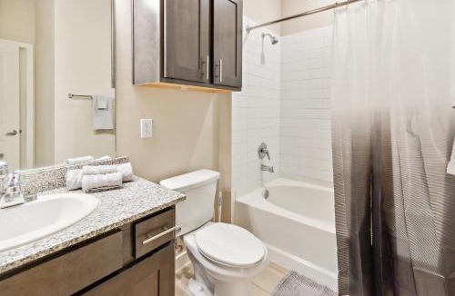 Willowbrook Apartment | C Creek 5302 I New Construction 2Bd Apt I Gated