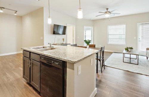 Willowbrook Apartment | C Creek 5302 I New Construction 2Bd Apt I Gated