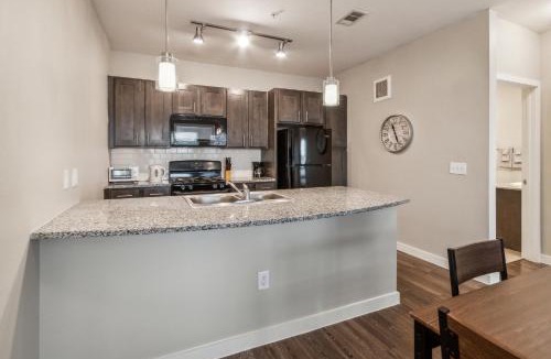 Willowbrook Apartment | C Creek 7309 I New Construction 1Bd Apt I Gated