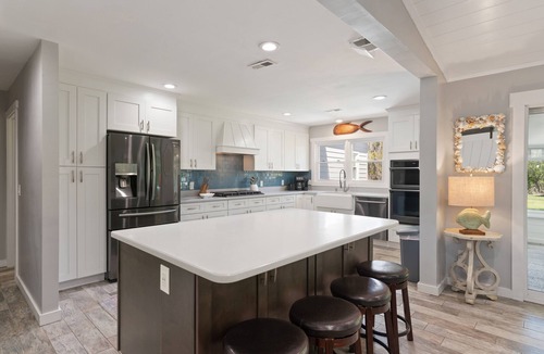 Saint Simons Heights House | C Gull's Hideaway Sleeps 8, new pool