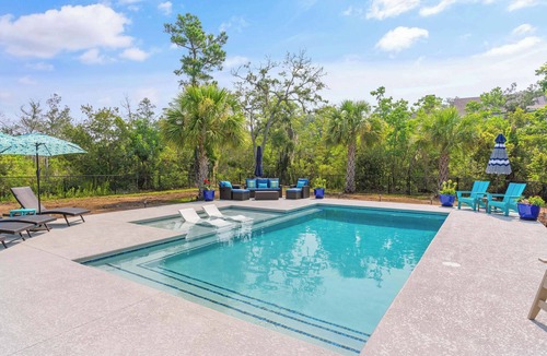 Saint Simons Heights House | C Gull's Hideaway Sleeps 8, new pool