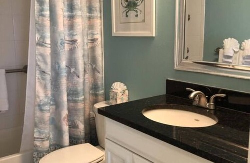 Laurel Cottage | C09 COTTAGE w/queen bed