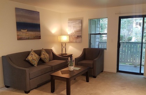 Overlake Apartment | C113 - 2 bed 2 bath ground floor