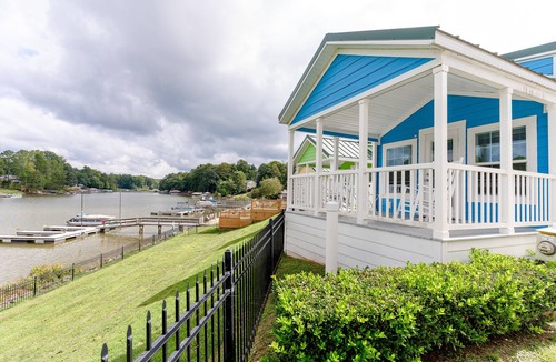 Sherrills Ford Cabin | C15 Lake Front Tiny Home, 1 Bedroom/Loft