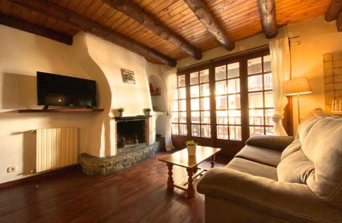 Mas de Ribafeta Apartment | C3 Bordes d'Arinsal, Rustico con Chimenea, Arinsal, Zona Vallnord