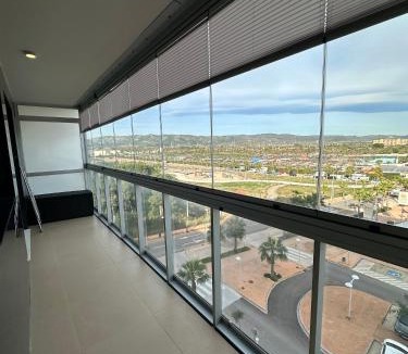 Cabanes Apartment | C5 Ciudad Jardin I, Deluxe ServHouse